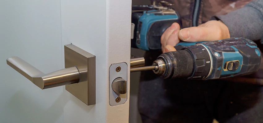 Broken Door Handle Lock Repair in Blackhawk, California